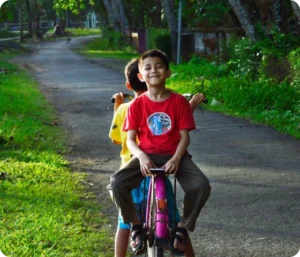 Er vi i ferd med å gjøre den analoge barndommen til et overklassefenomen?